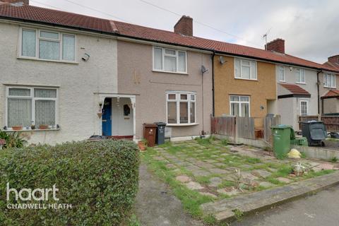 25 Turnage Road, Dagenham, RM8 1RB