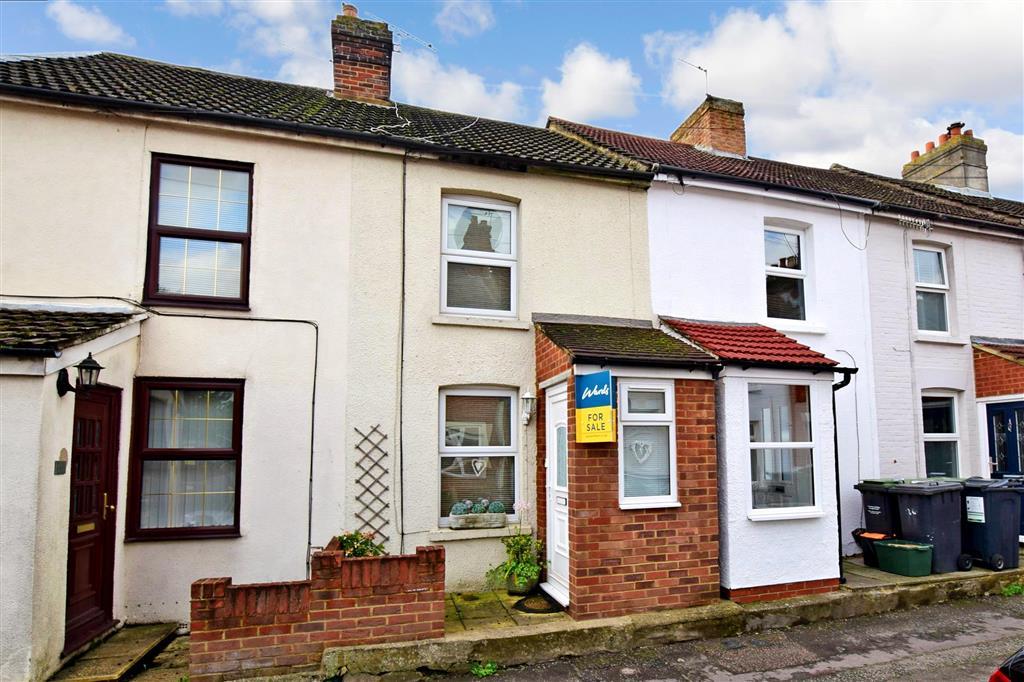 Oxford Street, Snodland, Kent 2 bed terraced house £250,000