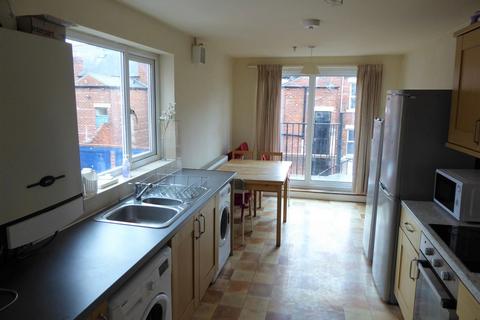 6 bedroom maisonette to rent, Bayswater Road, Jesmond, Newcastle upon Tyne NE2