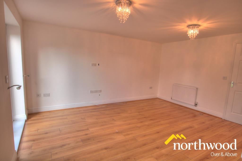 Greenvale Avenue, Slatyford, Newcastle upon Tyne, NE5 2GB 3 bed semi