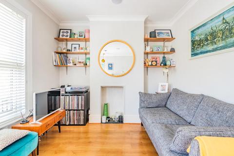 25 Ingatestone Road, London, SE25 4LG