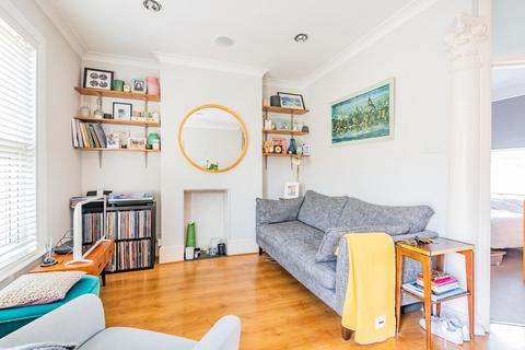 25 Ingatestone Road, London, SE25 4LG