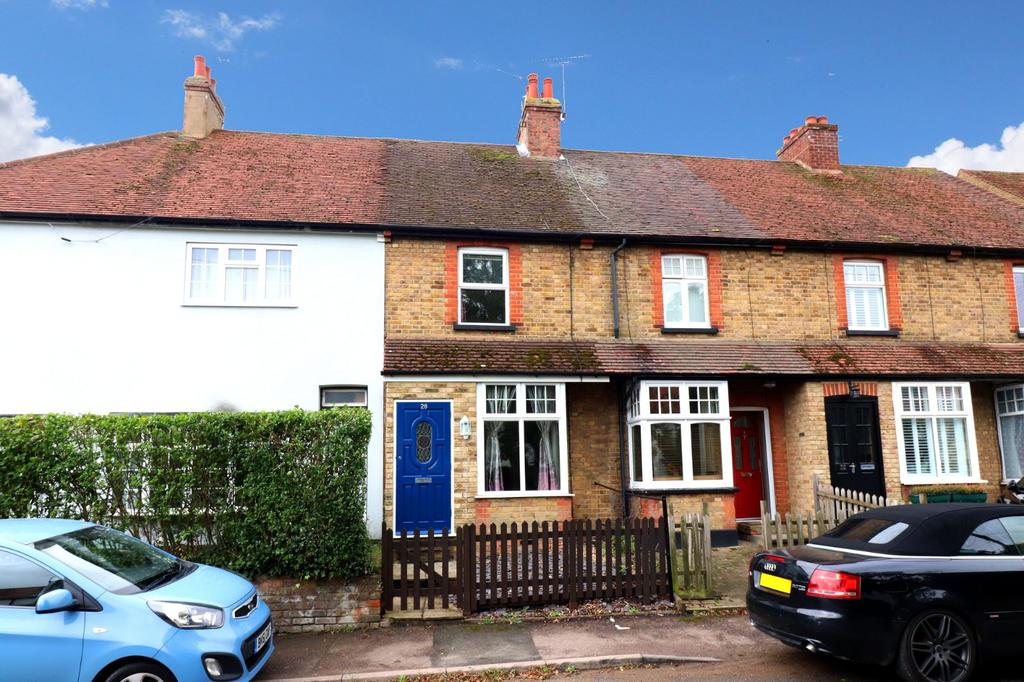 Tower Hill, Chipperfield, Herts, WD4 3 bed terraced house £485,000