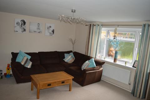 17 Eagle Road, St Athan, Barry, CF62 4NR