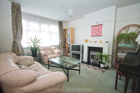 89 Beechcroft Avenue, New Malden, KT3 3EE