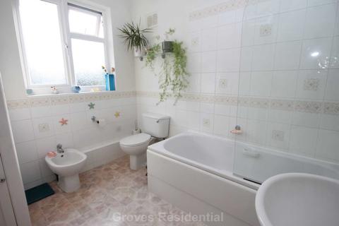 89 Beechcroft Avenue, New Malden, KT3 3EE
