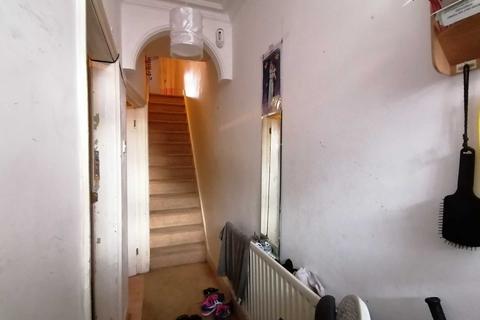 104 Addison Road, Reading, RG1 8EG