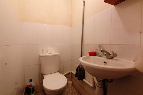 104 Addison Road, Reading, RG1 8EG