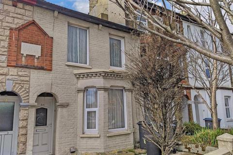 24 Cherry Tree Avenue, Dover, CT16 2NL