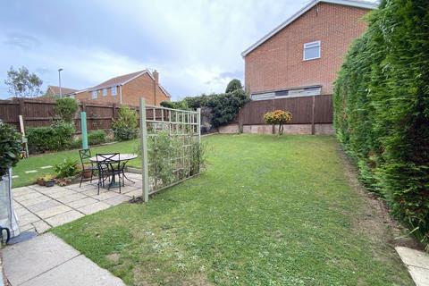 1 Grasmere Close, Eastbourne, BN23 8JE