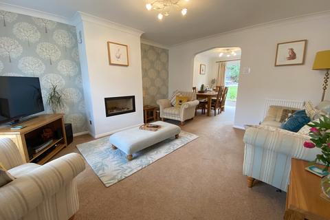 1 Grasmere Close, Eastbourne, BN23 8JE
