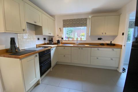 1 Grasmere Close, Eastbourne, BN23 8JE