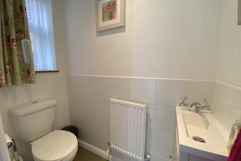 1 Grasmere Close, Eastbourne, BN23 8JE