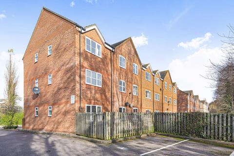 2 bedroom apartment to rent, Hilda Wharf,  Aylesbury,  HP20