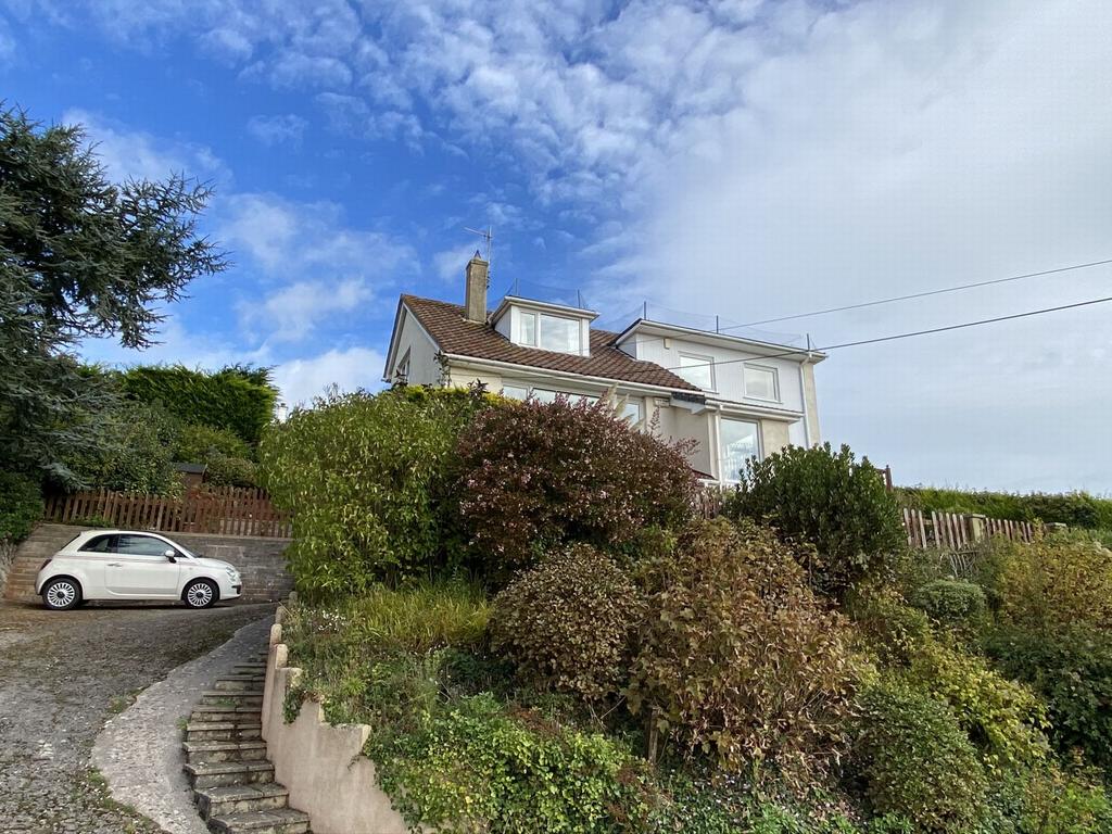 Stockton Avenue, Dawlish, EX7 4 bed detached house £445,000