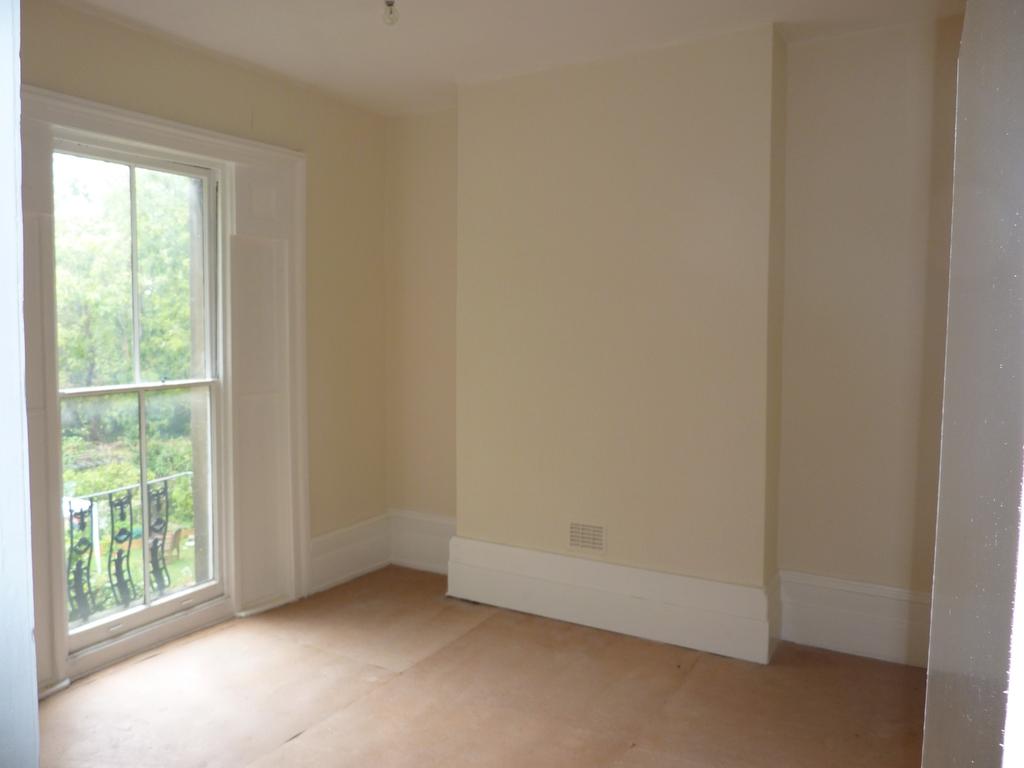 Bedroom 1 jpg