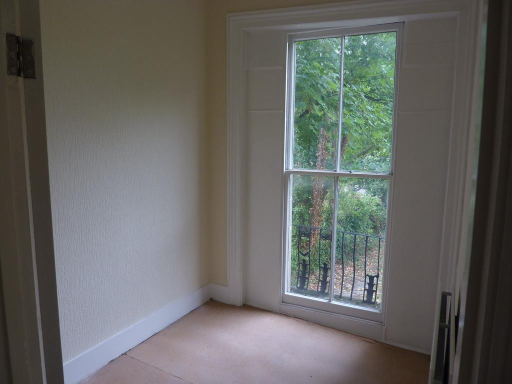 Bedroom 3 jpg