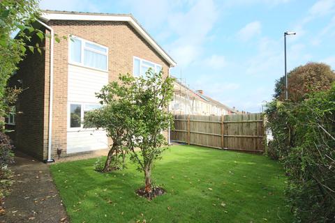 134 Cordwallis Road, Maidenhead, SL6 7BB