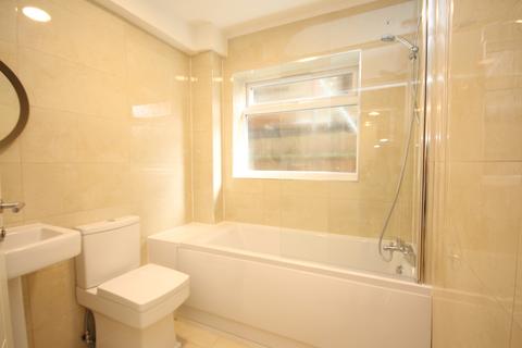 134 Cordwallis Road, Maidenhead, SL6 7BB