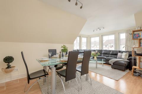 3 bedroom flat to rent, Hopetoun Street, New Town, Edinburgh, EH7