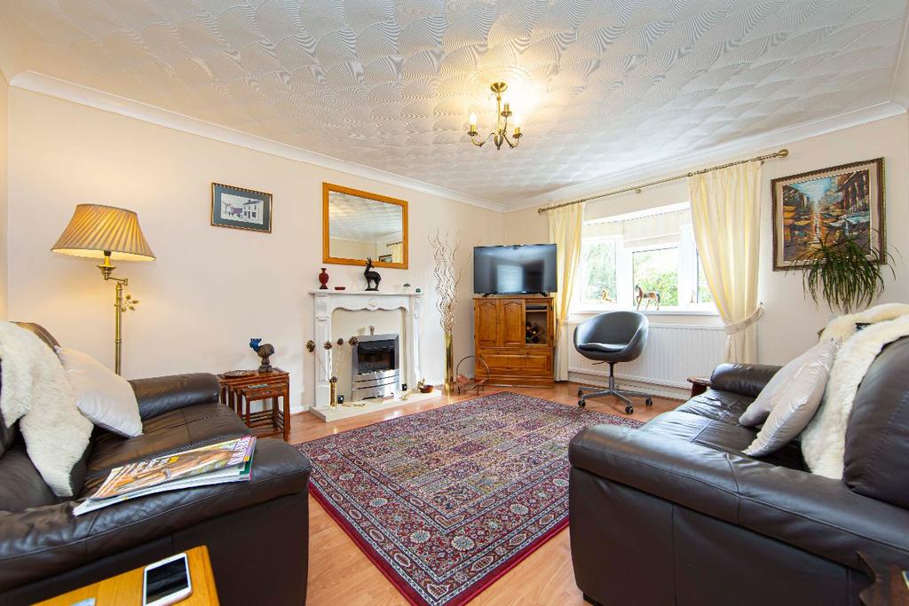 The Hollies, Quakers Yard, Treharris 2 bed bungalow £190,000