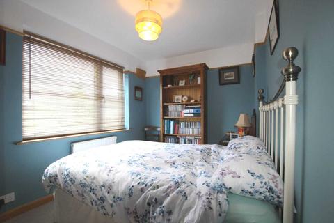 9 Cawsam Gardens, Caversham, Reading, RG4 5JE
