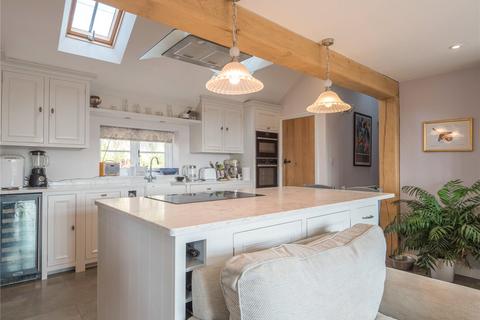 2 bedroom detached house for sale, Mill Lane, Hooe