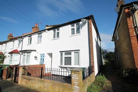 11 Chestnut Road, Ashford, TW15 1DD