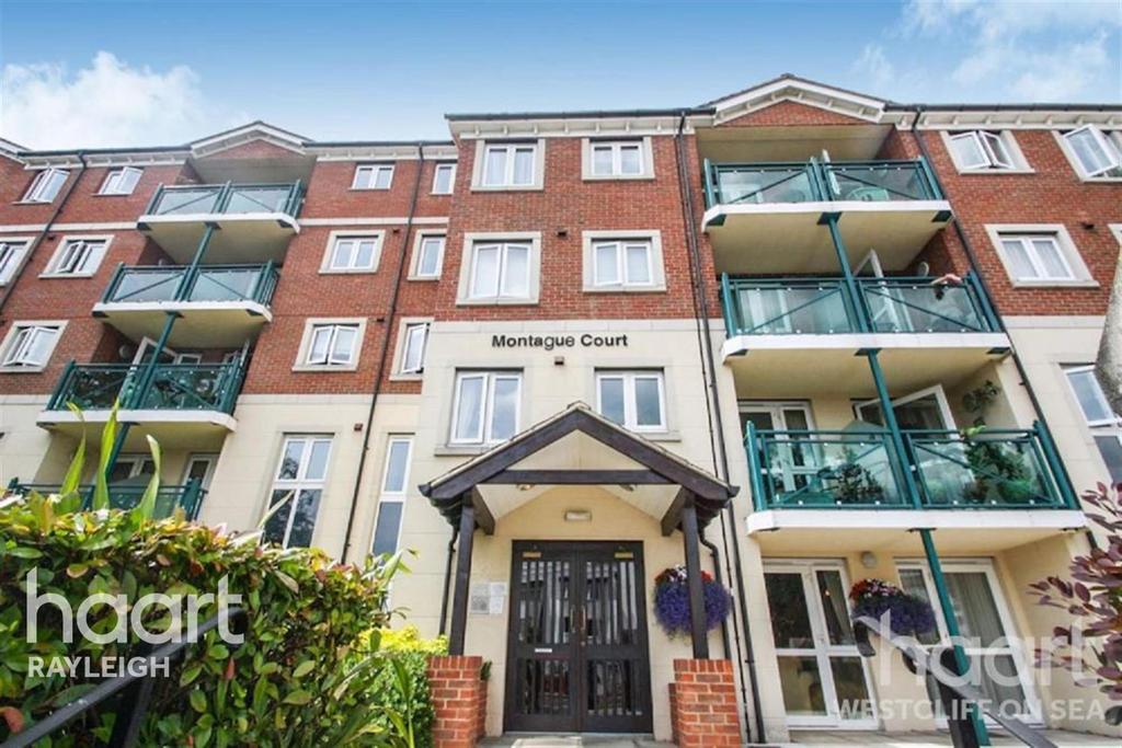 Montague Court, Westcliff 1 bed flat £800 pcm (£185 pw)