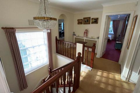 Whitegates Cheapside Road, Ascot, SL5 7DR