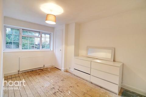 20 Valley View, Biggin Hill, Westerham, TN16 3QL