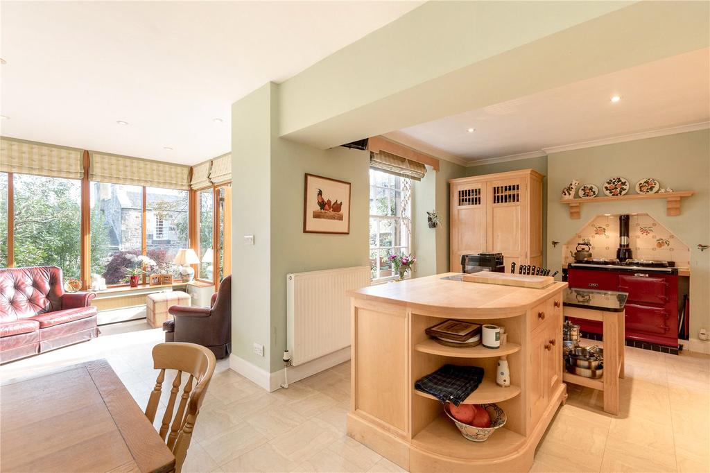 Kitchen and Living