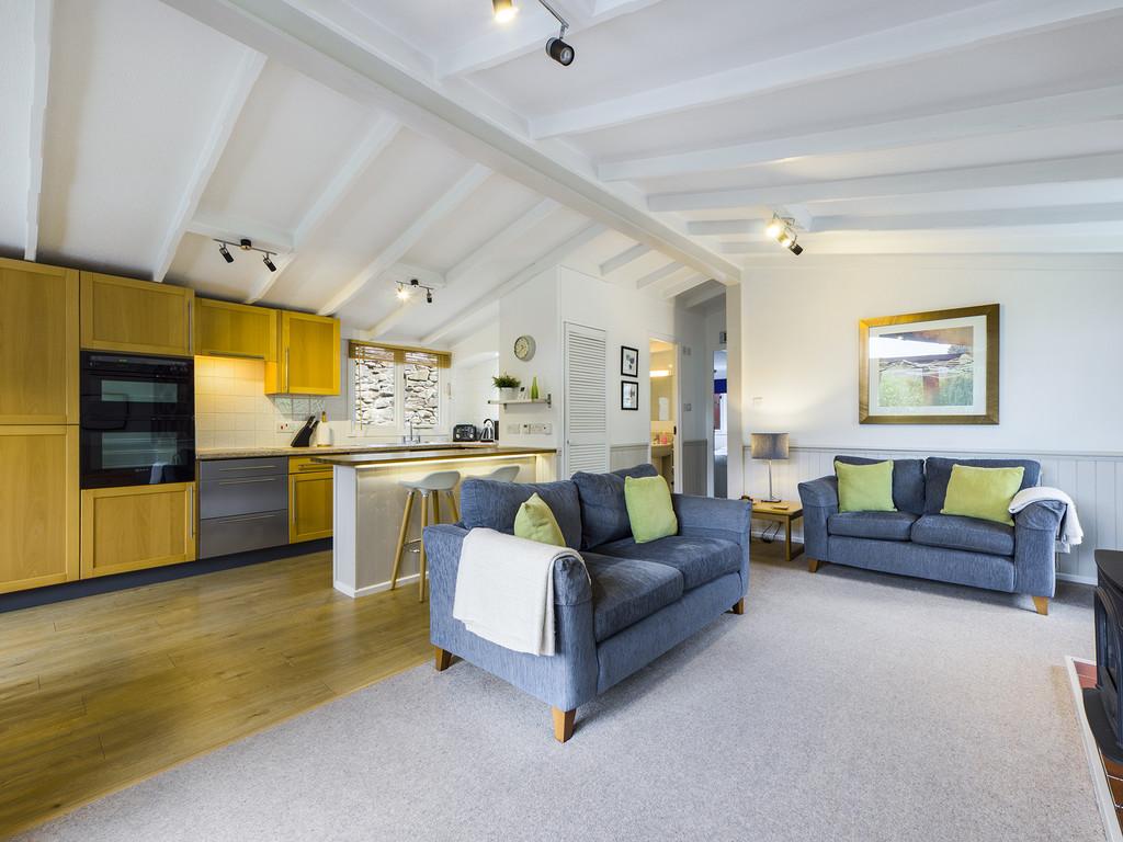 Open plan/living/dining/kitchen area