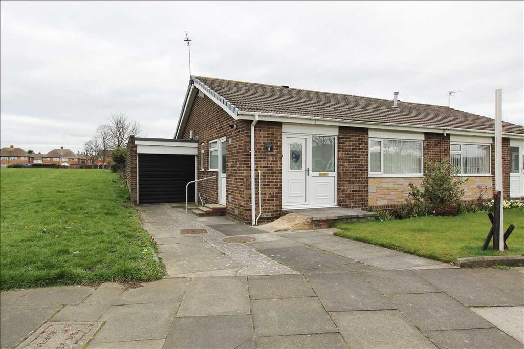 Carlcroft Place, Collingwood Grange, Cramlington 2 bed bungalow for