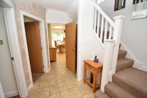 69 Etwall Road, Birmingham, B28 0LF
