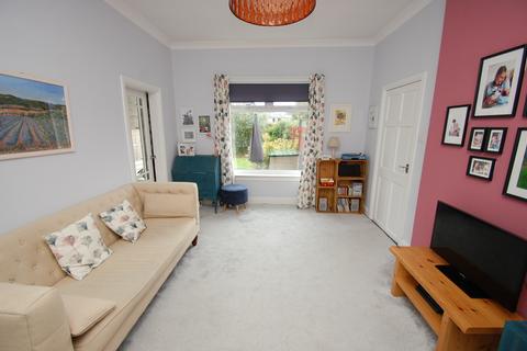 99 Tarfside Avenue, Glasgow, G52 3BH