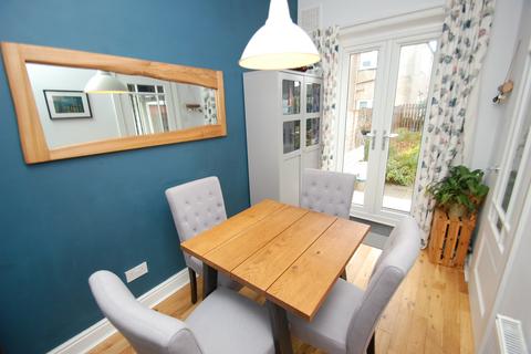 99 Tarfside Avenue, Glasgow, G52 3BH