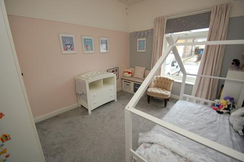 99 Tarfside Avenue, Glasgow, G52 3BH
