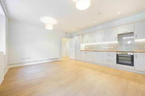 2 bedroom flat to rent, Taviton Street, London