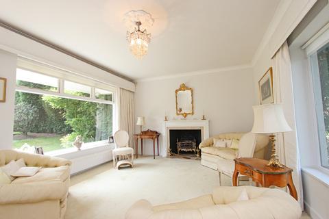 Chalfield Bears Den, Kingswood, Tadworth, KT20 6PL