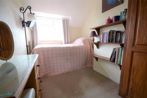 4 Bremner Avenue, Horley, RH6 8EP