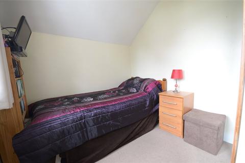 4 Bremner Avenue, Horley, RH6 8EP