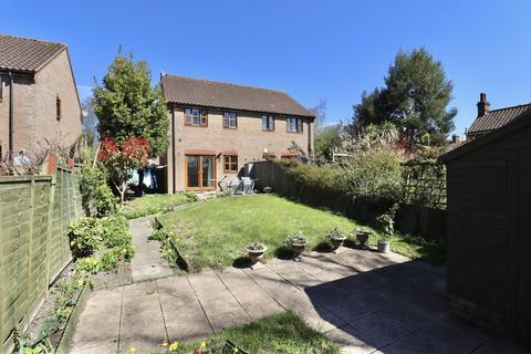 28 Airedale Close, Norwich, NR3 2DB