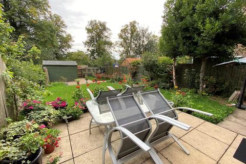 28 Airedale Close, Norwich, NR3 2DB