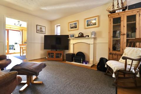 28 Airedale Close, Norwich, NR3 2DB