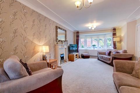 7 Atworth Close, Redditch, B98 7NX