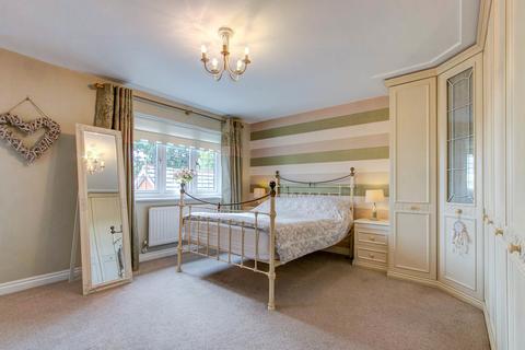 7 Atworth Close, Redditch, B98 7NX