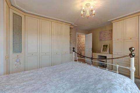 7 Atworth Close, Redditch, B98 7NX