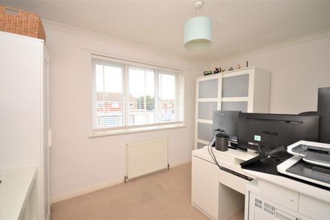 16 Cygnet Walk, Bognor Regis, PO22 9LY