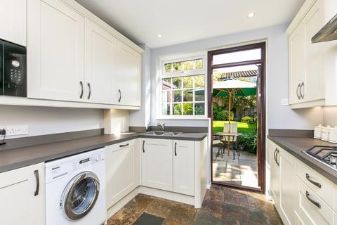 52 Fraser Road, Kings Worthy, Winchester, SO23 7PF